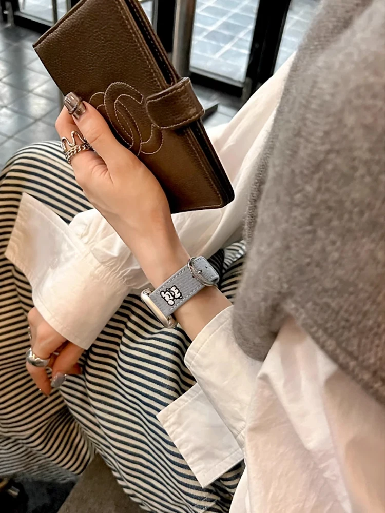 Cinturino in pelle cucciolo carino per iWatch Ultra 10 9 8 7 6 5 SE 4 cinturino in denim per Apple Watch 41mm 40 38mm 49mm 42mm 45mm 46mm