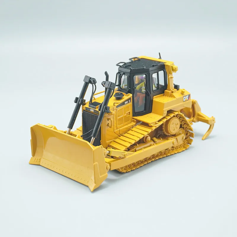 DM Diecast 1/50 Schaal Caterpillar D6R XL Auto Model Kat Spelen Voertuigen Legering Techniek Voertuig Speelgoed voor Jongens Originele Doos Gift
