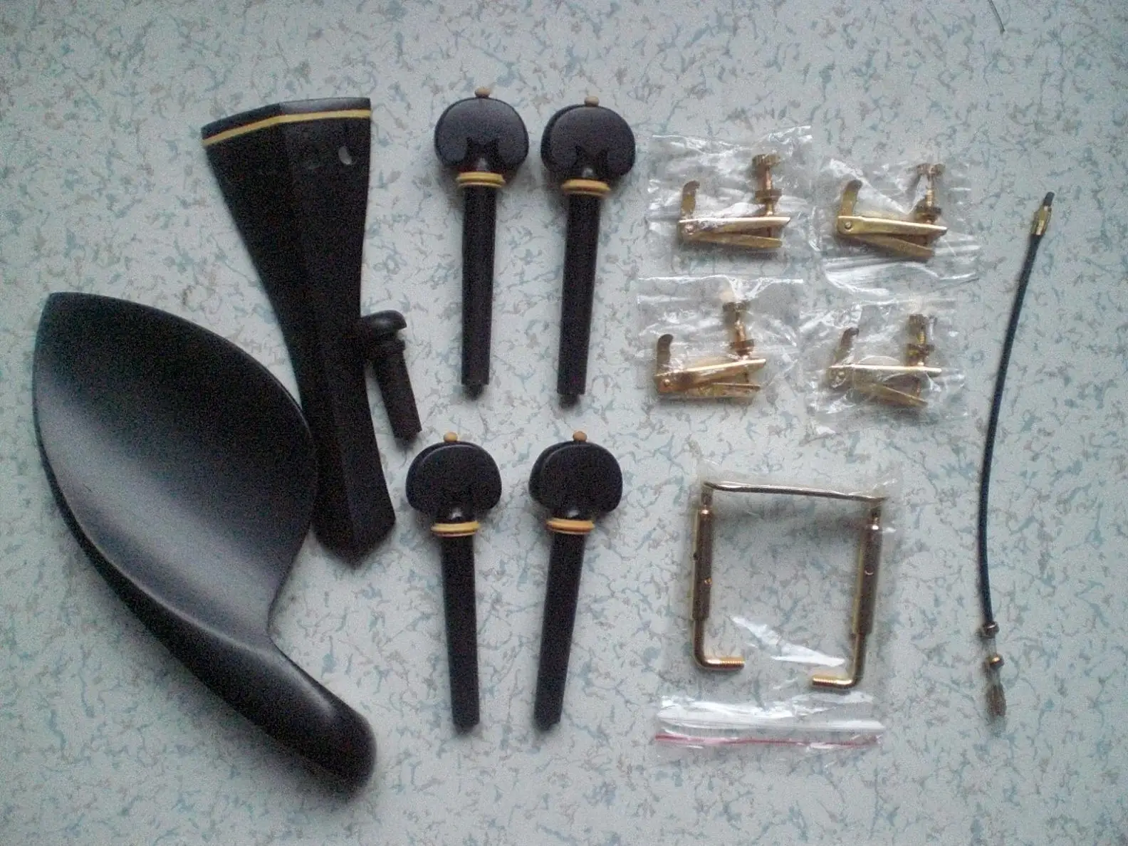 1 Set Black Ebony Parts with Boxwood Collar and Metal Clamp Tail Gut Gold Color String Adjusters 4/4 Size