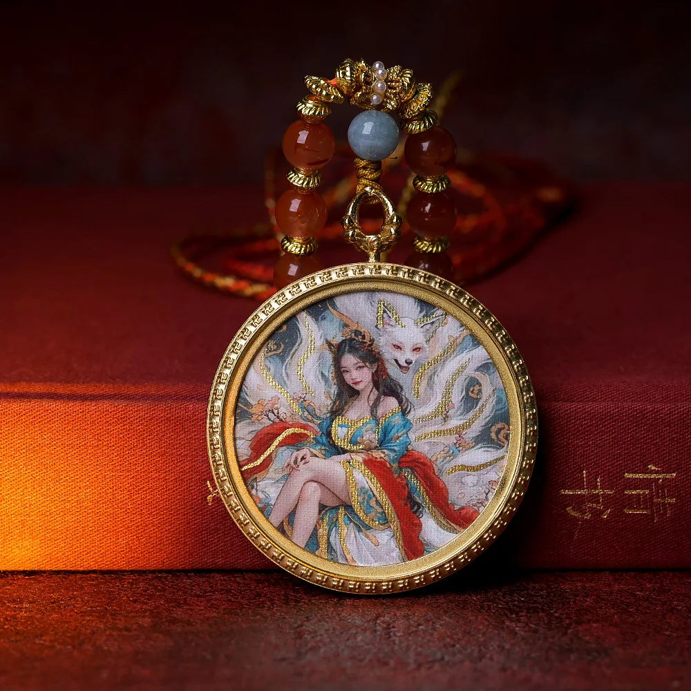 New titanium steelhand-paintedgold nine-tailed fox thangka colour preservation plating pendant hand-woven nanhong agate necklace