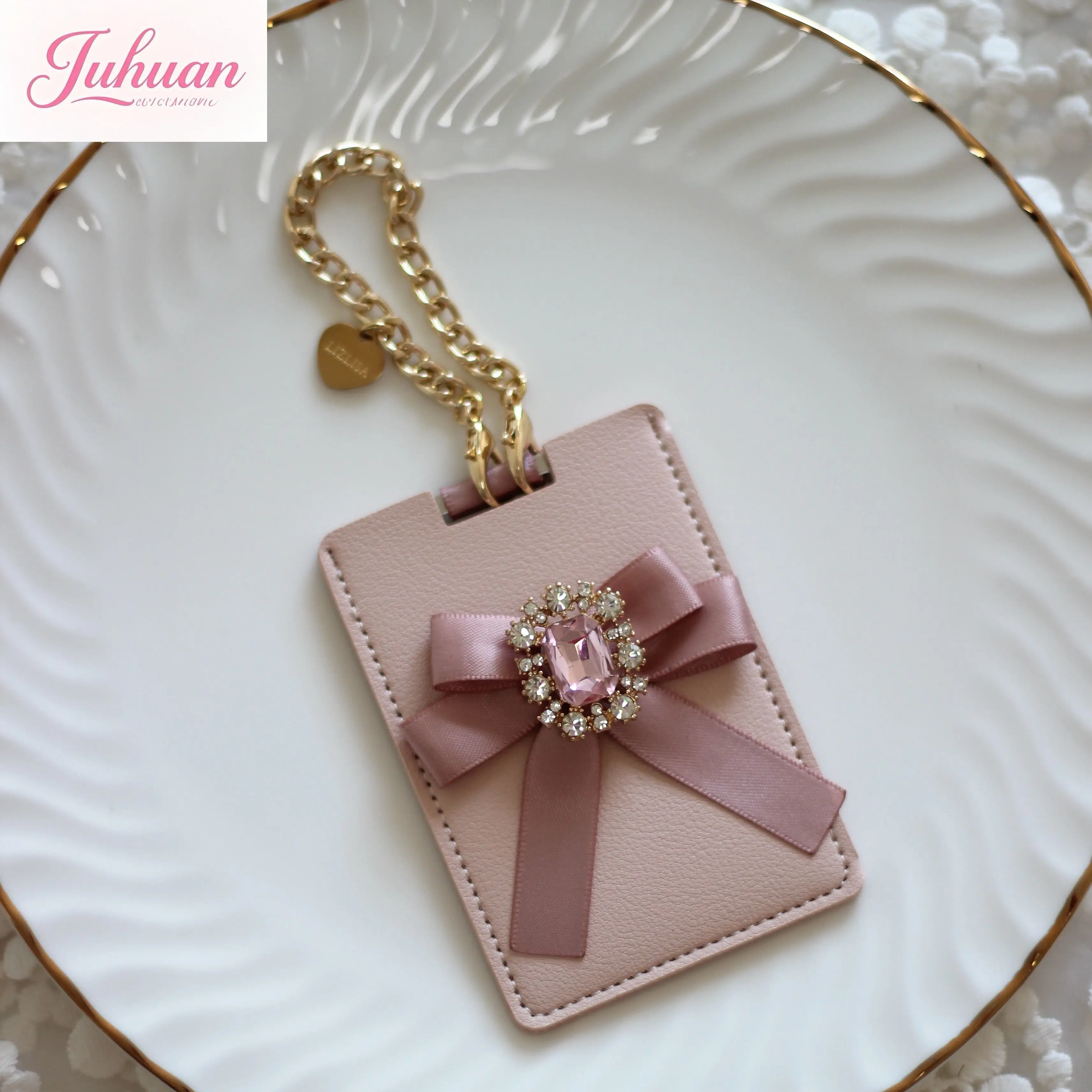 New Hand Made Japanese Love Rhinestone Pearl Bow Portable Portable Mini Makeup Mirror Lolita Cute Chain Leather Pendant Women