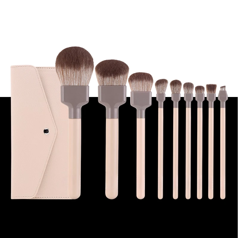Makeup set, soft hair, grooming foundation brush, concealer eyeshadow, full set of brushes.