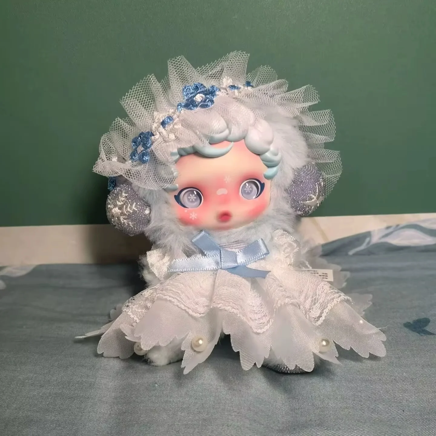10cm nouveau Skullpanda l'impression velours en peluche poupée vêtements robe Sp hiver symphonie série bébé vêtements chat cape ensemble mignon