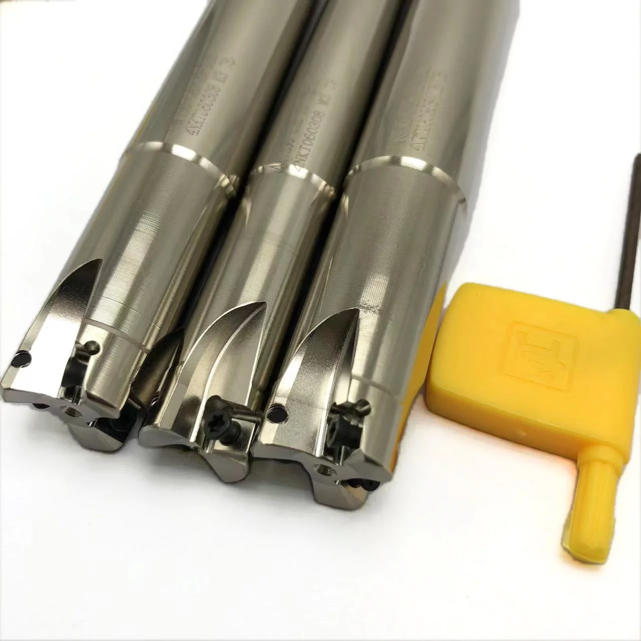 Double-sided anti-vibration milling cutter, carbide blade, fast forward, high efficiency, 4NKT060308R, 4NKT060308R, 90 degrees