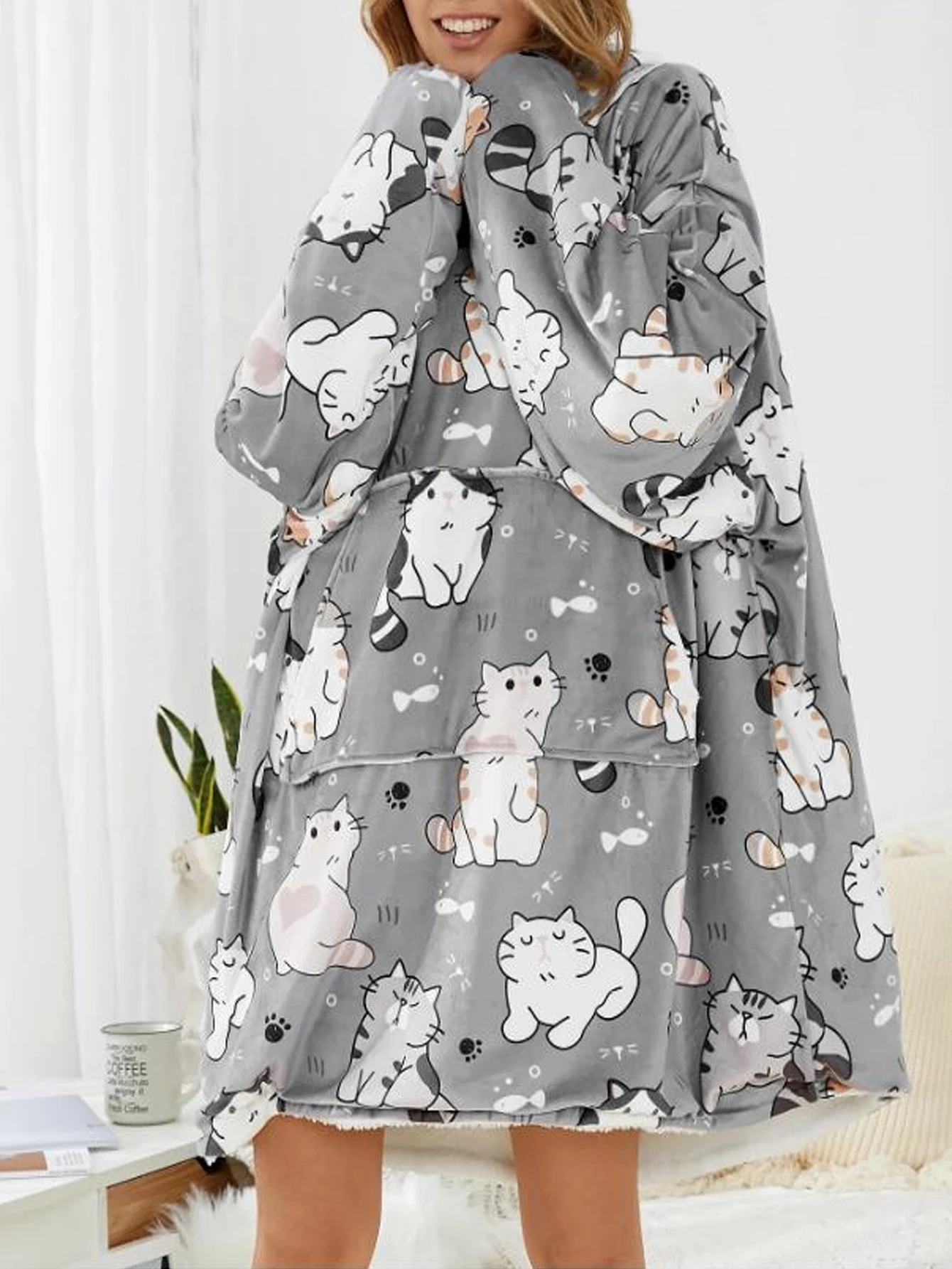 A Big Pocket Grey Cat Print Hooded Coat Winter Europe And The United States Loose Warm Hoodie Lazy Blanket Winter Lady Hoodie La