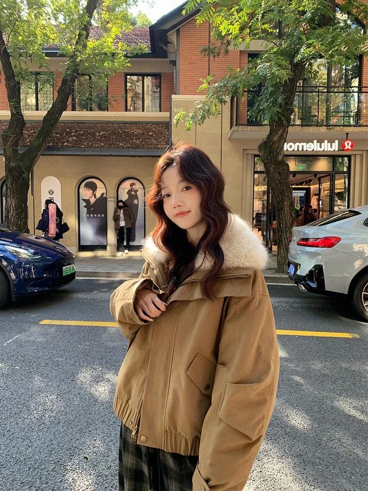 Casaco Parka Feminino Retro com Gola de Lã, Aquecido e Confortável, Comprimento Longo, Fechamento com Zíper