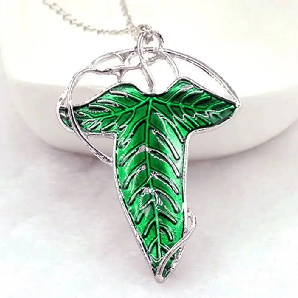 1Pcs Vintage Green Leaf Pendant Necklace The Hobbit Lord of The Rings Elven Pin Brooch Pendant Chain Necklace Jewelry Women Gift