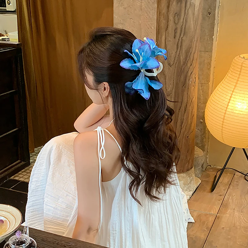 Asymmetric Simulation Lily Bow Hair Clip Claw Bohemian Style, Suitable For Vacations And Various Festivals To Take Pictures