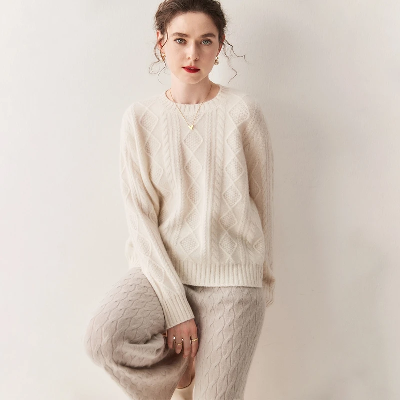 

New Women 100% Goat Cashmere Sweater Round Neck Short Pullover Twist Flower Cashmere Knitwear Autumn Winter Thick Top Jumper