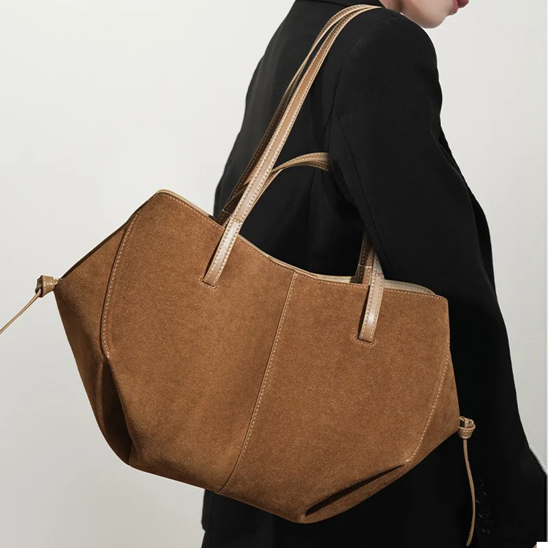 

2025 New Autumn Winter Women's Tote Bag Suede Leather Spacious Dumpling Handbag Large Capacity Commuting Underarm Shoulder Bags