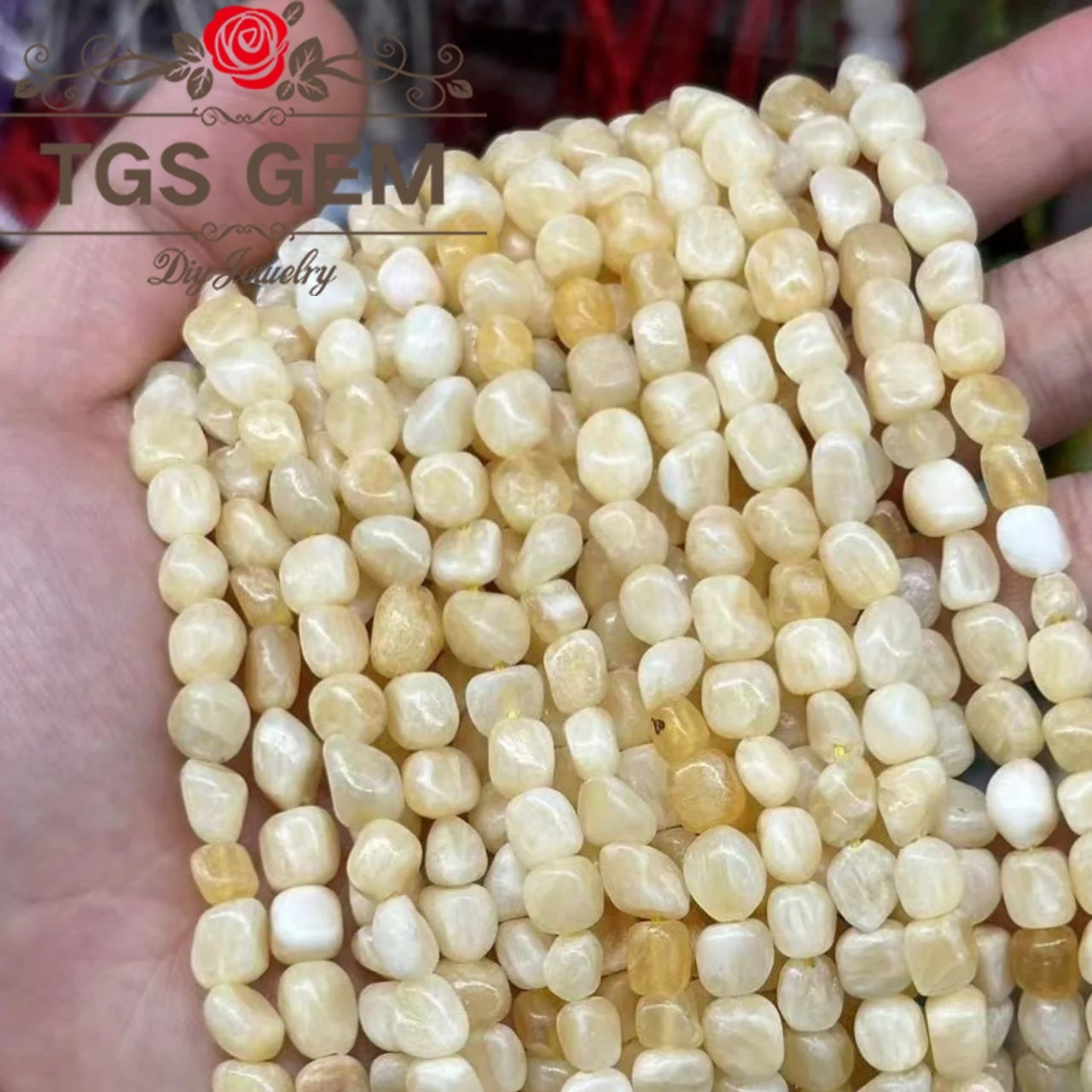 

Factory direct6-8mm Yellow Jade small irregular gemstone fragments shaped gemstone beads DIY bracelet accessories15 ''