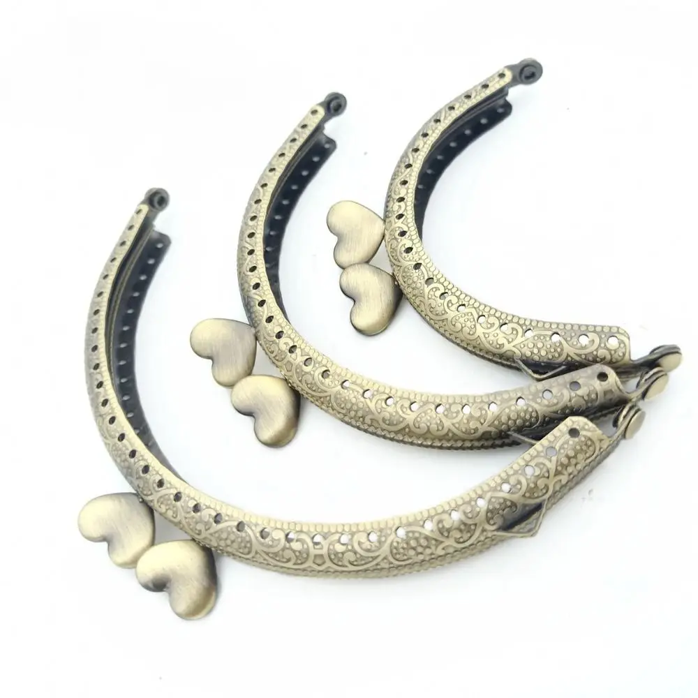 New Metal Purse Frame Kiss Clasp Vintage 8.5/10.5/12.5CM Purse Clasp Frame Bag Kiss Clasp Lock Handle Bag Accessories