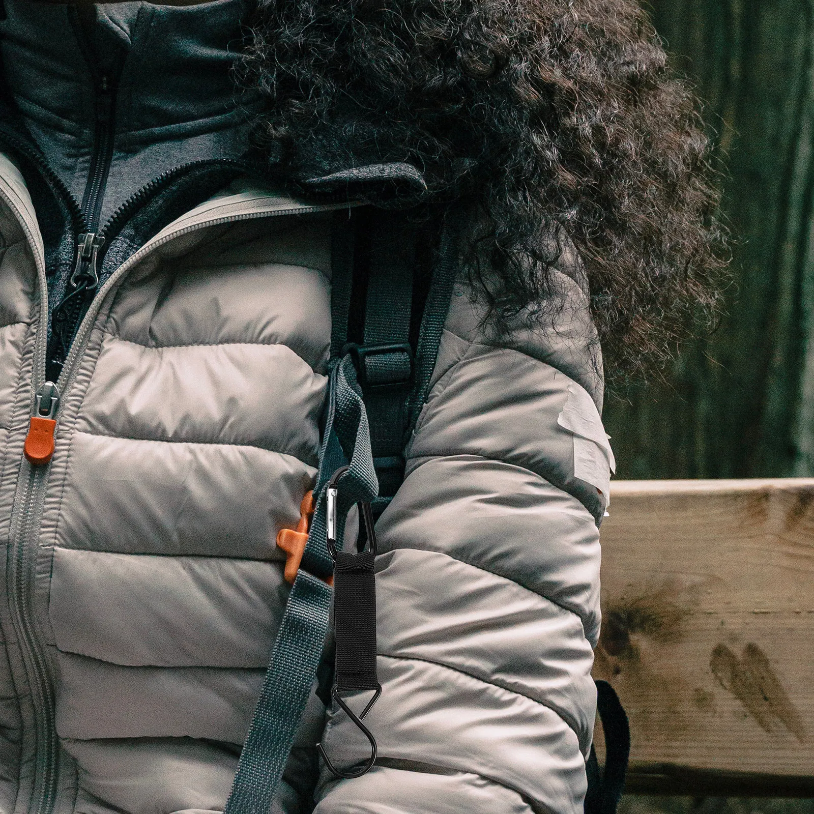 

6Pcs Outdoor Backpack Hooks Sturdy Fence Hook for Trekking Pole Rope Bottle Carrier Easy Attach Detach Climbing Carabiner Clip