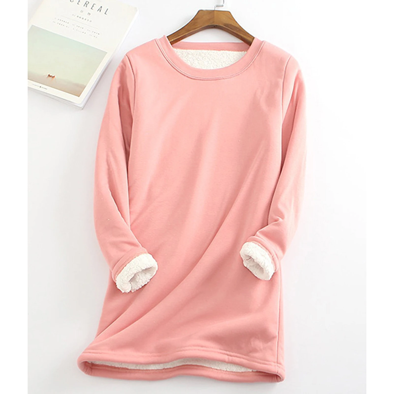 Women\'s Warm Fleece Top Girl Pullover Oversize Sweater Suitable for Friends Gathering Wear