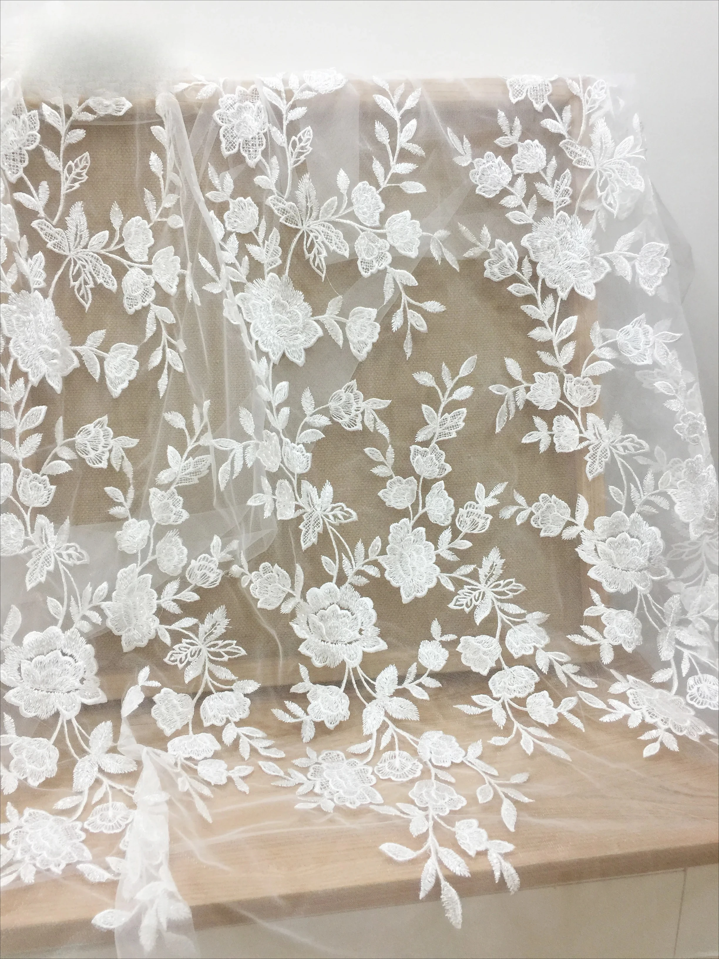 

High Quality Handmade Sequined Mesh Embroidery Lace Fabric, DIY Wedding Dress, Flower Lace Accessories Background Decoration