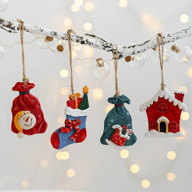 Christmas resin small pendant Christmas socks gift package room pendant Christmas snowman pendant Christmas ornaments