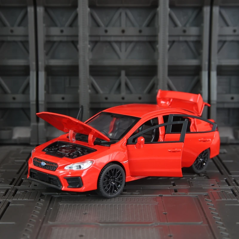 1:30 WRX STI puertas de coche modelo de carreras de aleación y capó de motor, el maletero se puede abrir tiene funciones de sonido y iluminación simuladas