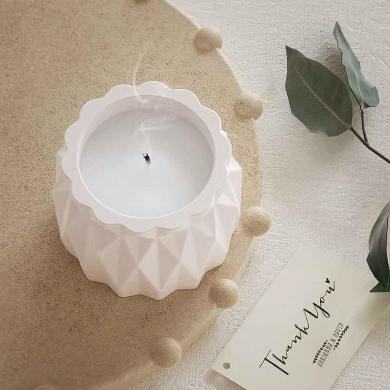 

DIY Cut Vase Gypsum Aromatherapy Candle Cup Silicone Mold Pen Holder Storage Jar Plant Pot Epoxy Resin Mold Home Decoration