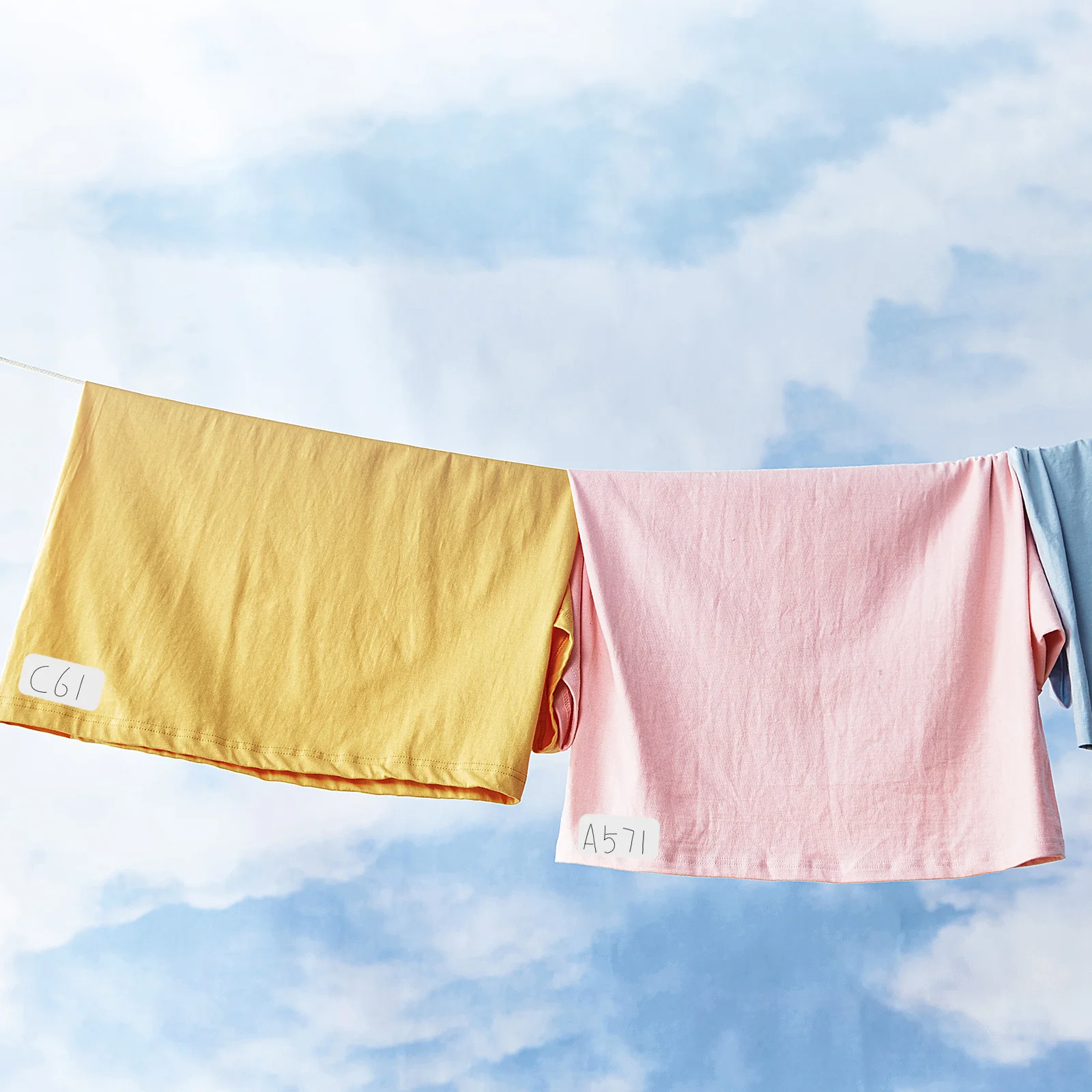 

120pcs No Iron Fabric Labels Laundry Clothing Markers Self-Adhesive Stickers for Daycare Kids Home Office Washable