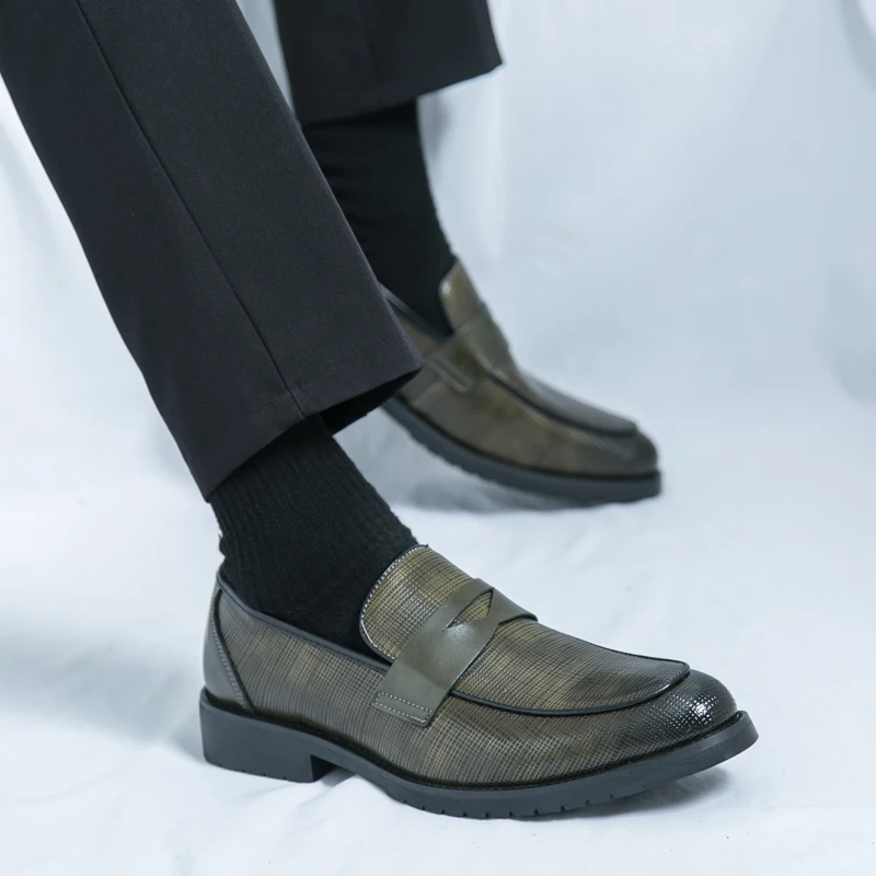 High Quality Brogues Men's Social Shoes British Dress Formal Leather Men Large Size 48 Wedding Business Leather Shoes For Male