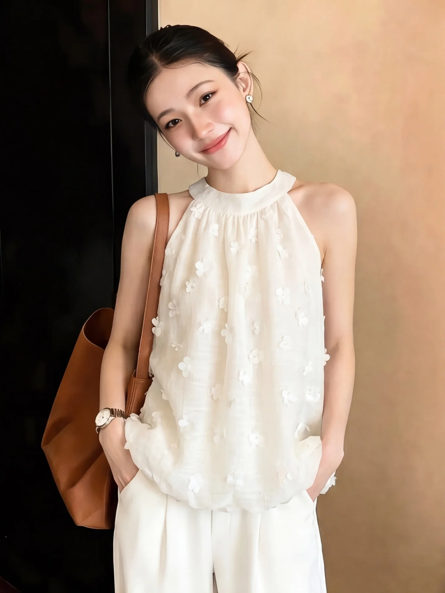 

Unique Beautiful 3D Floral Sleeveless Neck Hanging Shirt Women Summer Pure Desire Shoulder Exposure Bud Top Loose Fit Casual