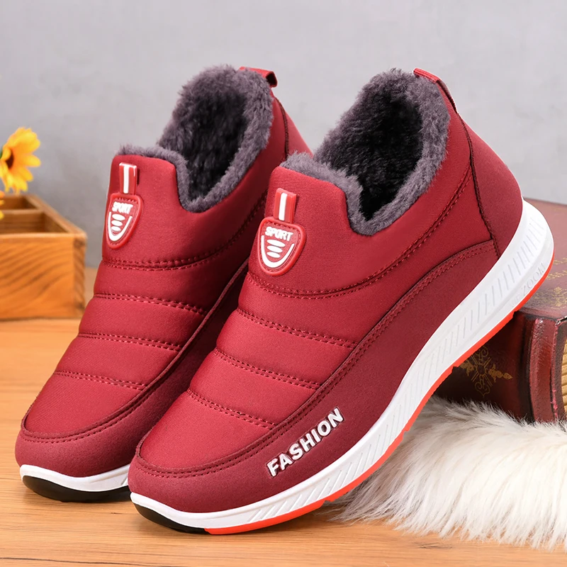 Winter Men Boots Warm Fur Snow Boots Slip on Casuals Sneakers Men Shoes NonSlip Ankel Boots Male Shoes Soft Bottom Couple shoes