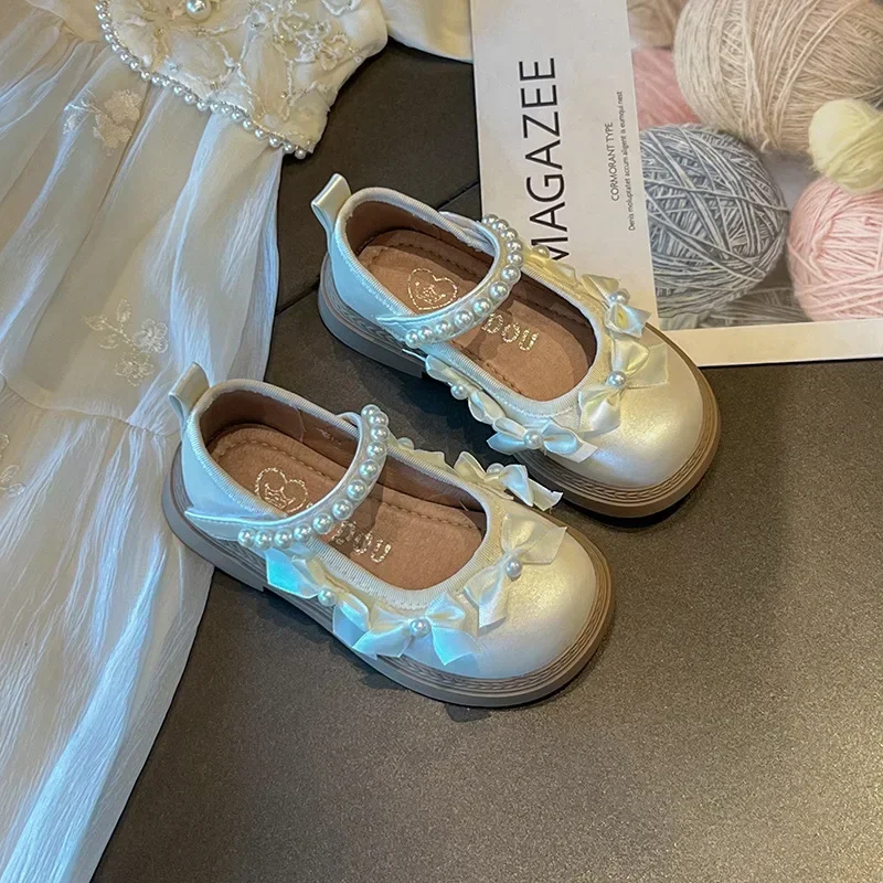 

Girls Performance Dance Sweet Bows Ins Trendy Kids Princess Shoes Non-slip Soft Sole 2025 New Children Flats Leather Shoes Cute