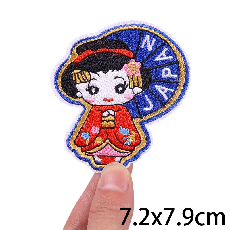 Japanese Anime Embroidery Patch Iron On Patches For Clothing Thermoadhesive Patches For Clothes DIY Fusible Patch Stickers Badge