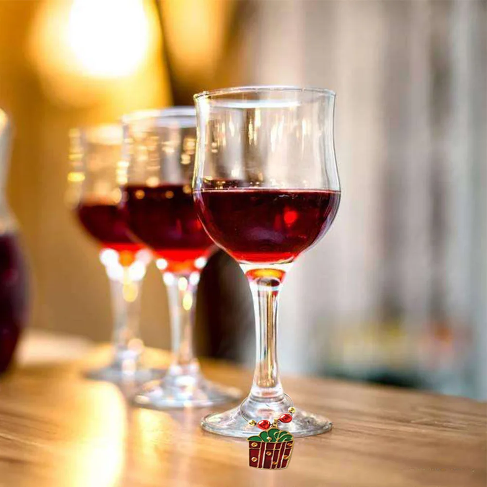 

6pcs Wine Glass Charms Premium Zinc Alloy Christmas Theme Drink Markers For Party Favors Holiday Gifts Bar Tools Kitchen Barware