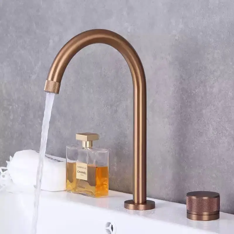 Top Quality Brass Bathroom sink faucet Two Holes 1 Handle Hot cold water Wash basin faucet Luxury Modern Lavabo Faucet Rose gold