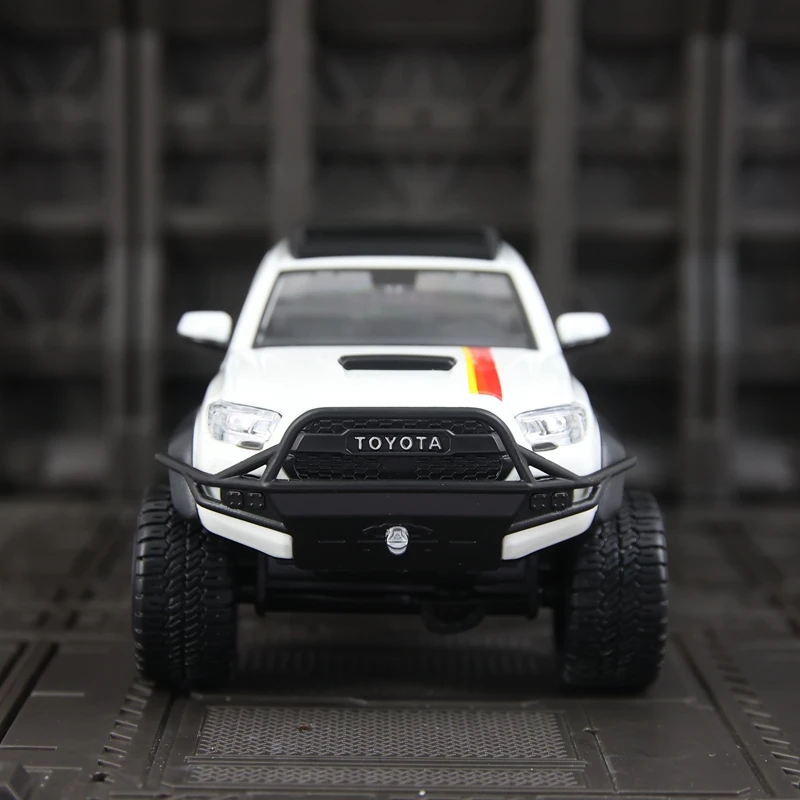 

Maisto 1:27 Simulation Toyota Tacoma TRD PRO Alloy Pickup Off road Vehicle Model Car Accessories Doors Can Open