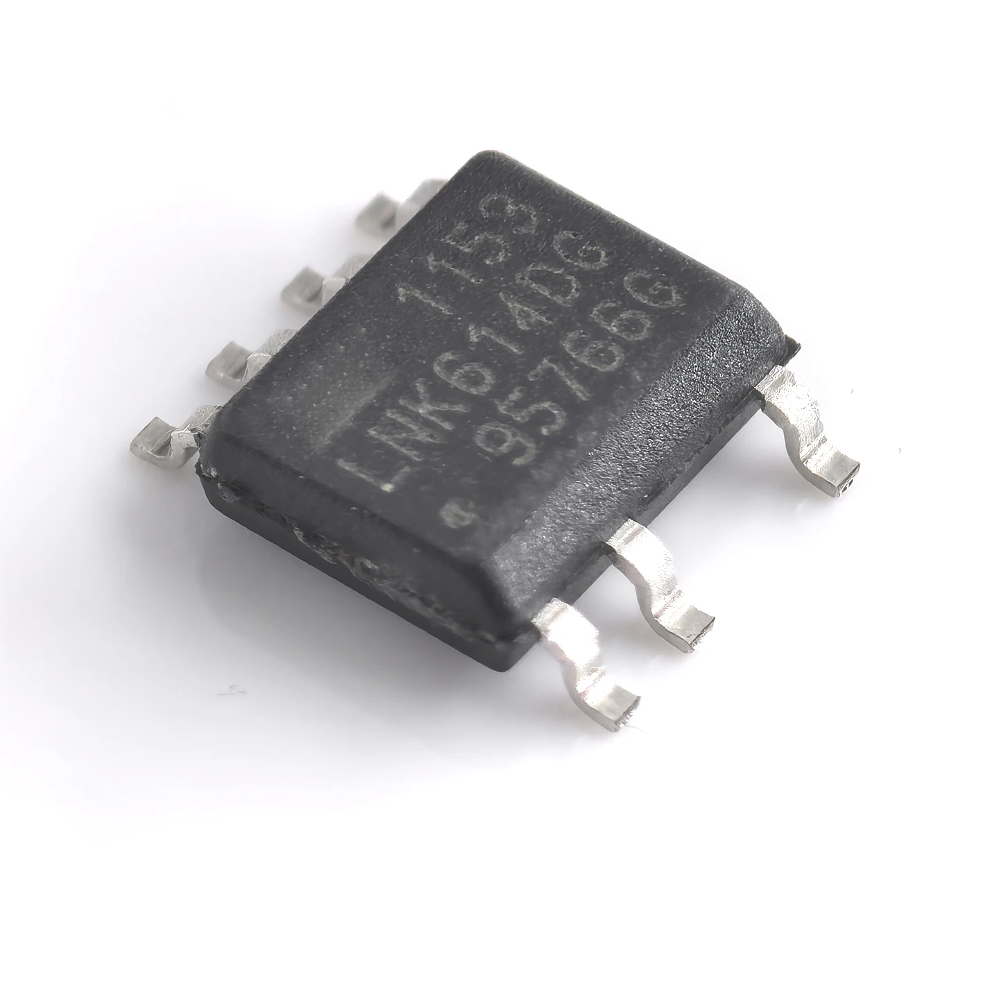 Original IC LNK614DG LNK614DG-TL energy-efficient, precision CV/CC off-line switcher for adapters & chargers, SOIC-7 package