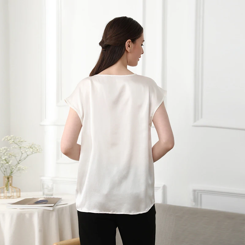 19mm 100% Mulberry Silk T-Shirt Women's Round Neck Loose Fit Short Sleeve Pullover Elegant Casual Summer Tops