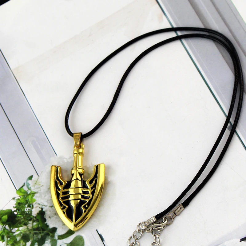 Anime JOJOS BIZARRE ADVENTURE Necklace Kujo Jotaro Arrow Metal Pendant Chain Choker Necklaces Charm Gifts Jewelry collares