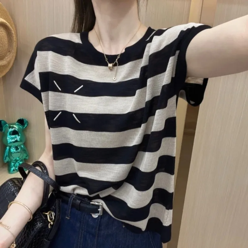 Simple Casual Summer Thin T-Shirts Women Round Neck Ice Silk Fabric Contrast Color Striped Screw Thread Short Sleeve Loose Tops