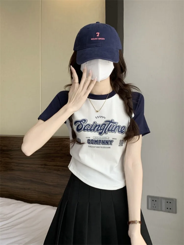 เสื้อยืดสไตล์เรโทรอเมริกัน สีสันสดใส สำหรับผู้หญิง ฤดูร้อน รุ่นใหม่ ไซส์เล็ก ทรงเข้ารูป เซ็กซี่ ผ้าฝ้าย