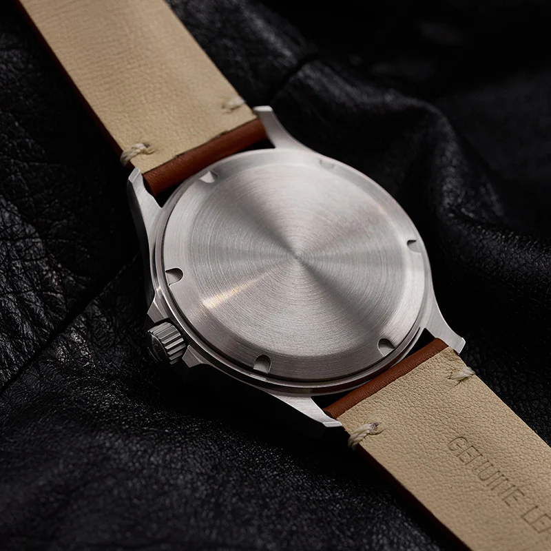 MF M096 ทหารสไตล์นักบินนาฬิกา 856 Homage ขนาดใหญ่ตัวเลขภาษาอาหรับ Dial 100M กันน้ํา NH38 การเคลื่อนไหว Auto Man นาฬิกา