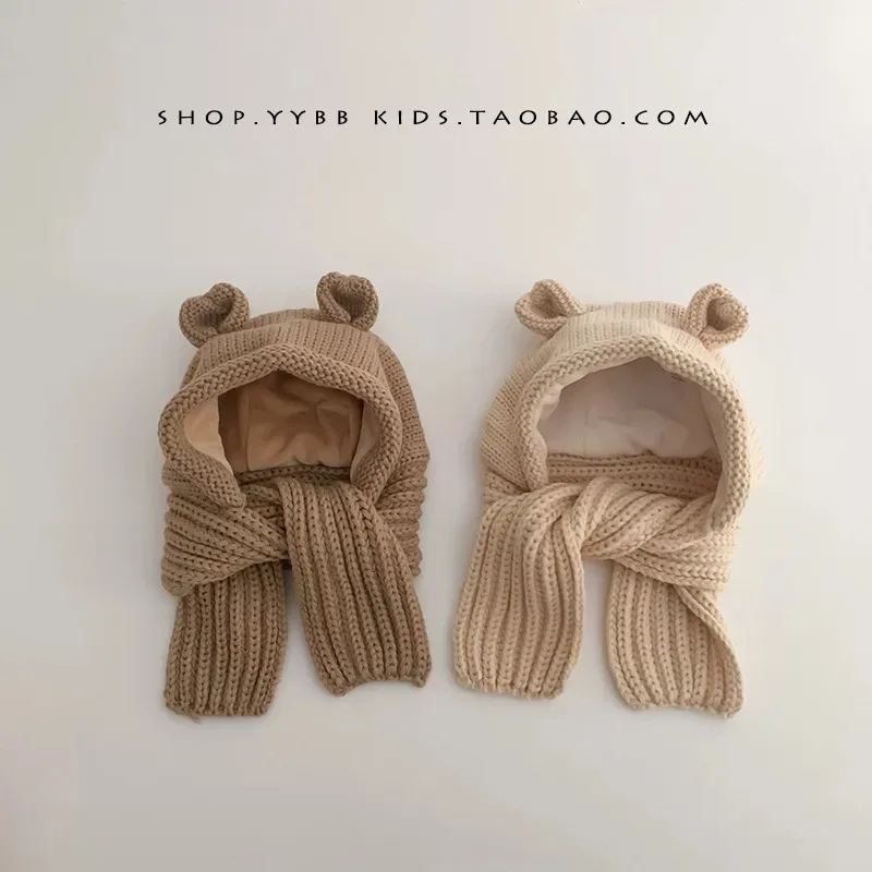 

2025Children's hats, scarves, one-piece hats, autumn and winter baby ear protection hats, thickened and warm winter woolen hats