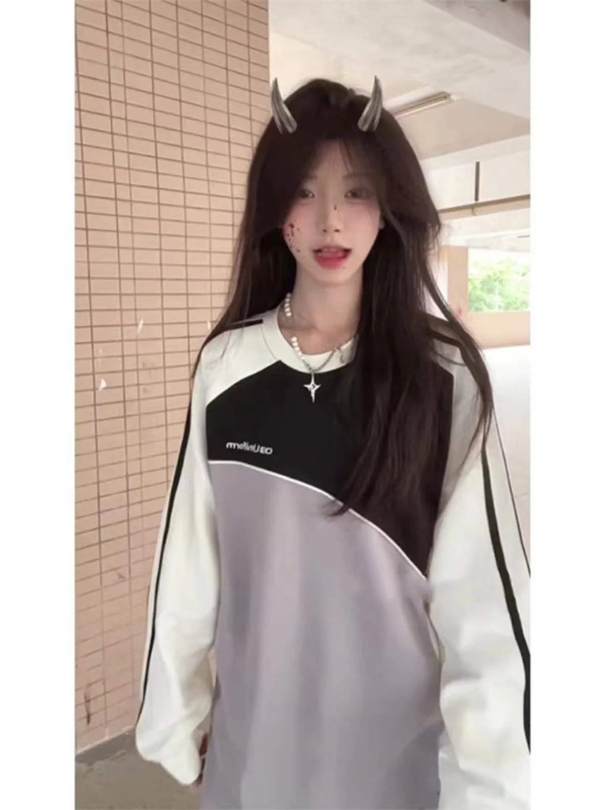 

Свободный свитшот с длинными рукавами и круглым вырезом в корейском стиле для женщин, в стиле колор-блок, оверсайз, осенне-зимняя новинка, уникальный топ