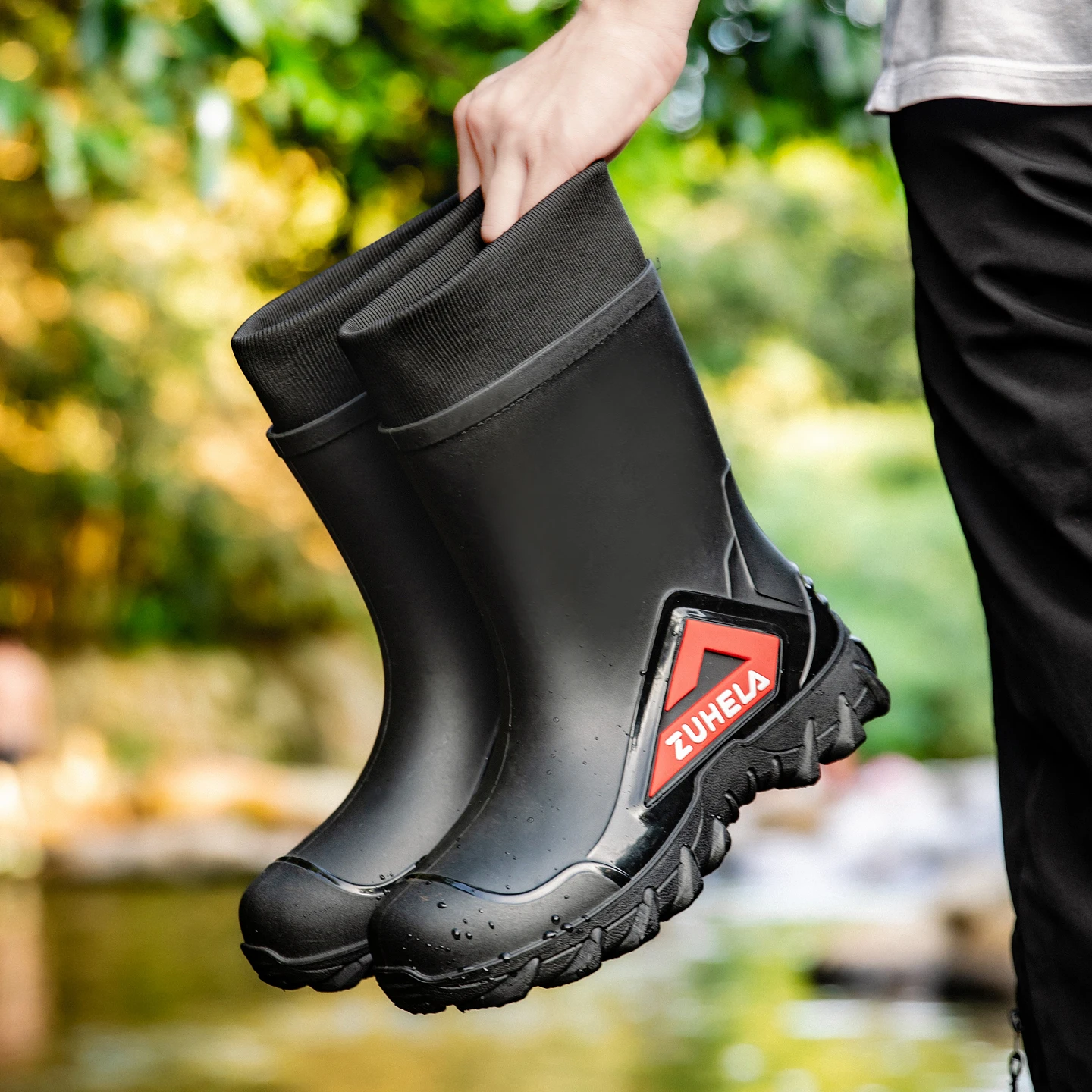 Thick Bottom Rain Boots Men's Mid-Calf Winter Warm Anti-Slip Wear-Resistant Hiking Work Water Shoes PVC Upper Wave Pattern