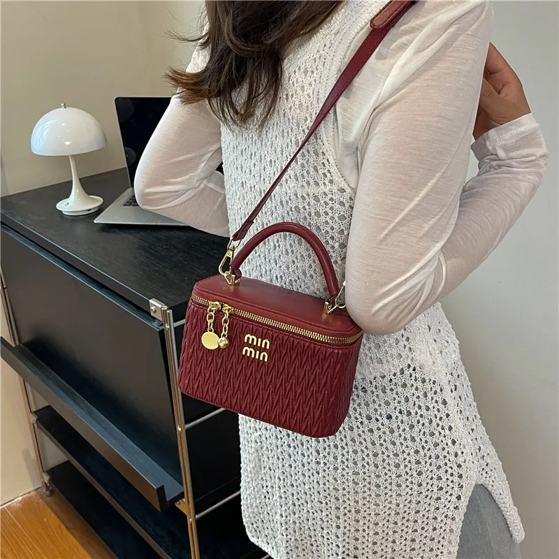 

Высококачественная женская кожаная сумка через плечо, элегантная сумка через плечо, роскошная дизайнерская сумка-тоут для шикарного пригородного образа