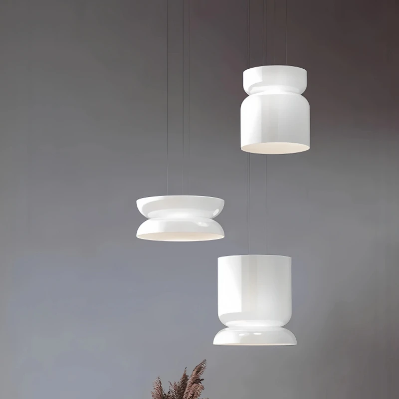Minimalist Creative White Glass Pendant Lights Desinger Nordic Bedsides LED Hanging Lamps Round Ceiling Lighting Bar Dining Room