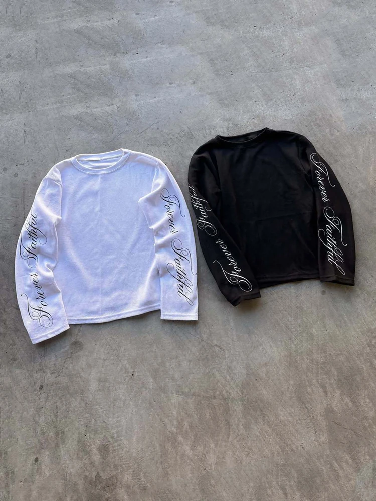 Frühlings-amerikanisches Retro Y2K Langarm-T-Shirt, lässiges Rundhals-Oberteil, leicht und atmungsaktiv, mit Buchstaben-Print, Streetwear