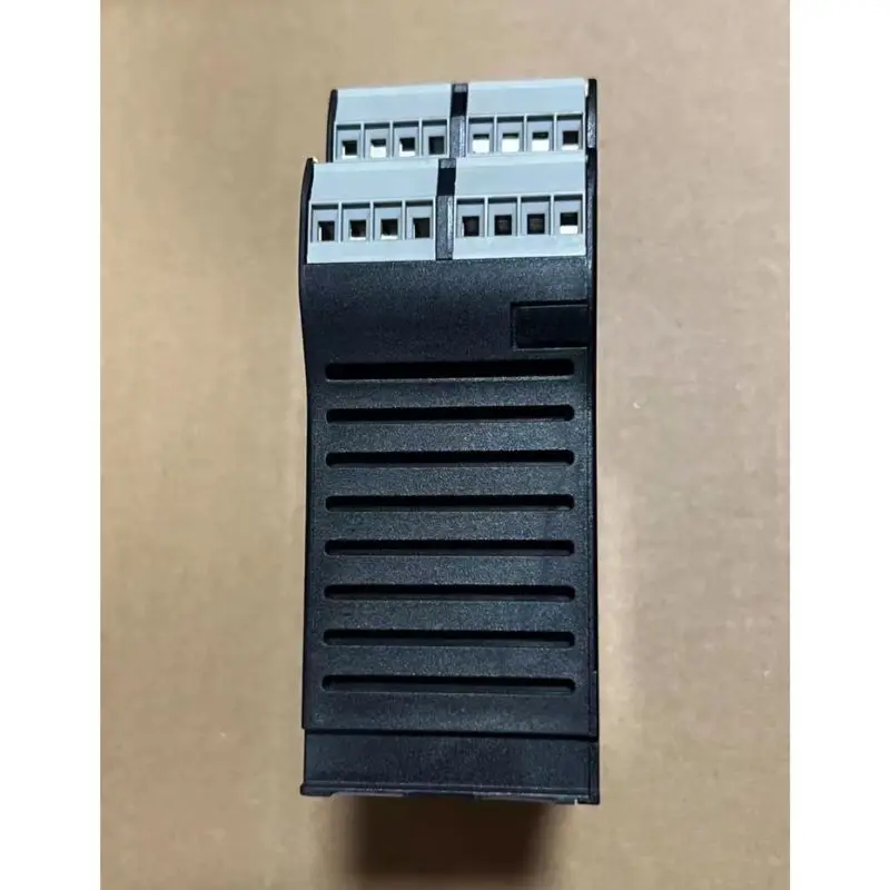 95%NEW for SCHMERSAL relay AES2365 AES 2365