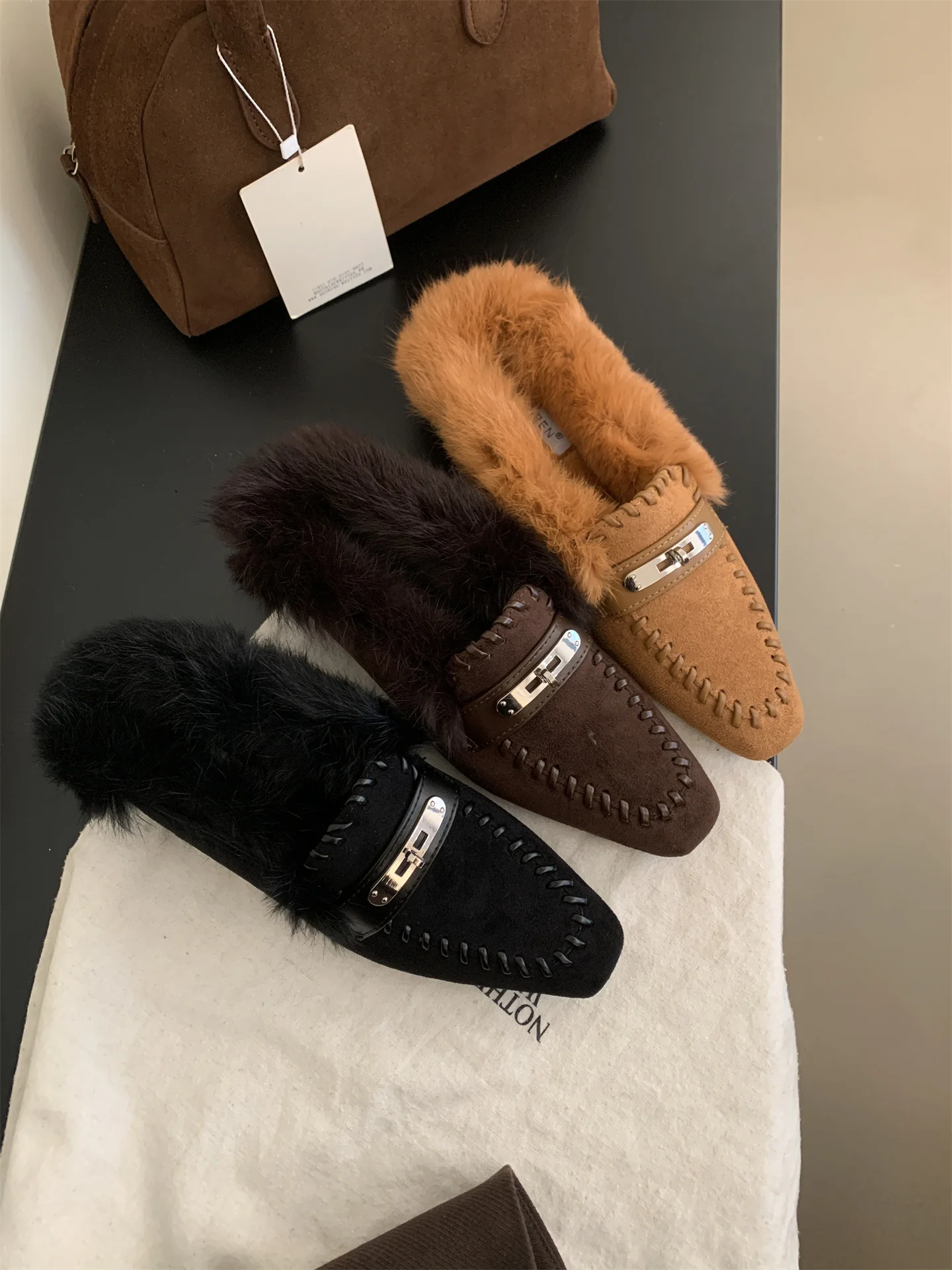 

Women's Mules Slippers Wedge Heel Furry Pumps Pointed Toe Sexy Slip On Woolen Fabric Shoes Lazy Half Slippers Closed-Toe Mules