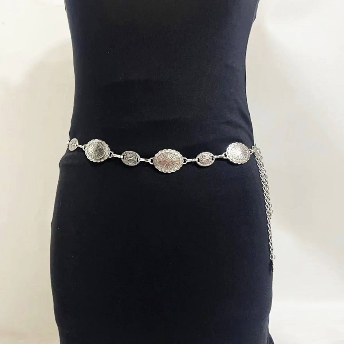 موضة خمر البيضاوي مشتهى سلسلة الخصر المعدنية للنساء ريترو ستايل رائعة الذهب اللون مطلي حزام أنثى مجوهرات للجسم هدايا