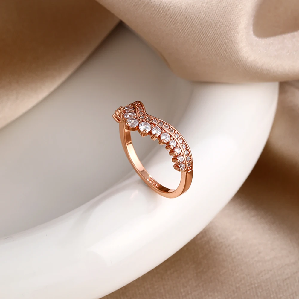 S925 Anello in argento da donna Corona geometrica zircone intarsiato Fascia lucida Gioielli di moda Fidanzamento Festa di nozze Regalo di lusso Trendy 2025