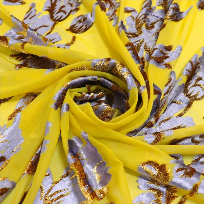 벨벳 자카드 브로케이드 비스코스 원단으로 만든 오뜨 꾸뛰르 드레스 치파오