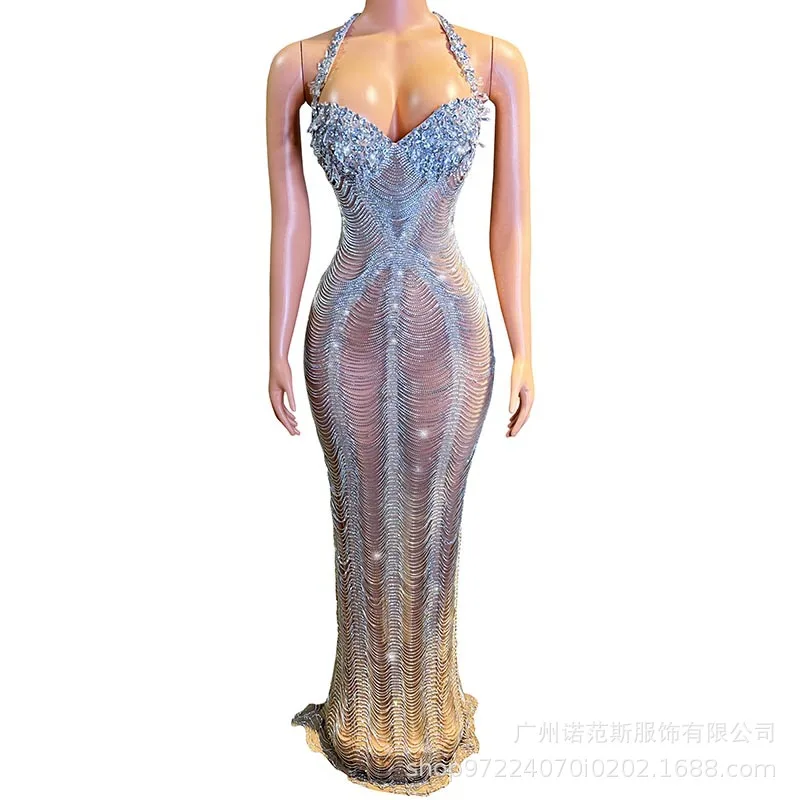 Elegancka sukienka wieczorowa z odkrytymi plecami i rozcięciem, idealna na roczne spotkanie firmowe, do klubu mody, na czerwony dywan, na wybieg, do występów na żywo i na wyjście.