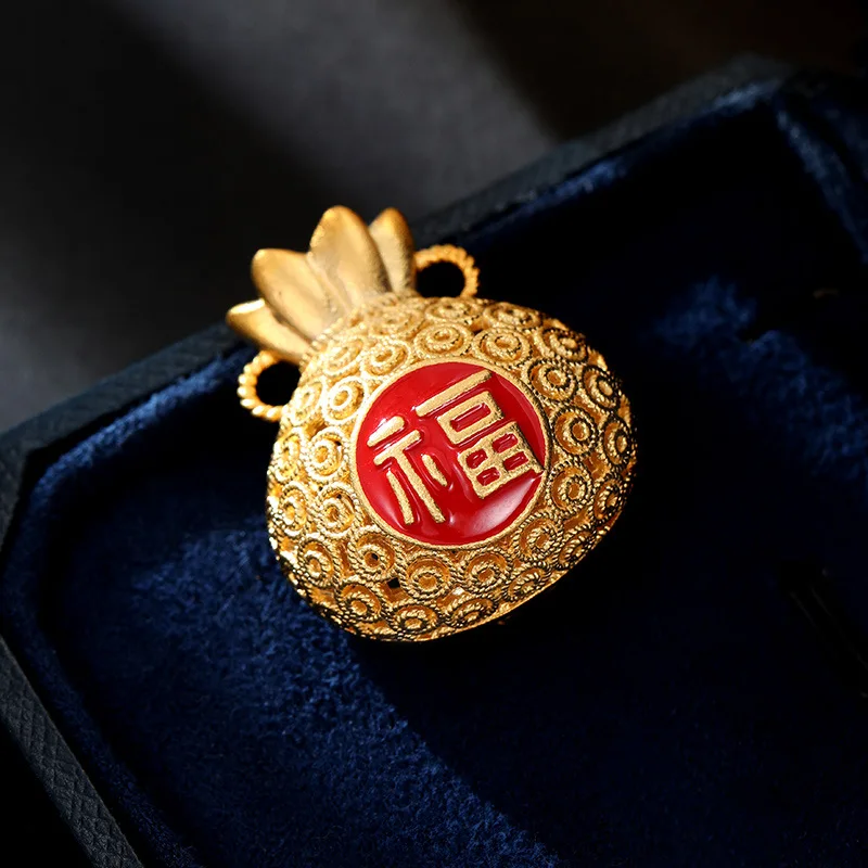 Ancient-style golden "Fu" character money bag brooch, high-end new Chinese-style Fu Lu exquisite coat, suit and accessory